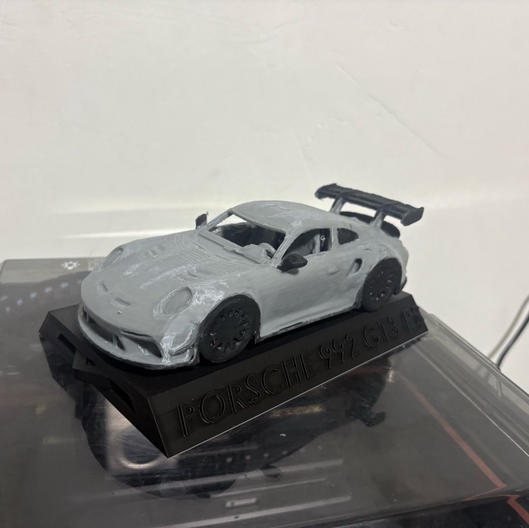 AeroBladeRS–Modern_Racing_Car_Decor