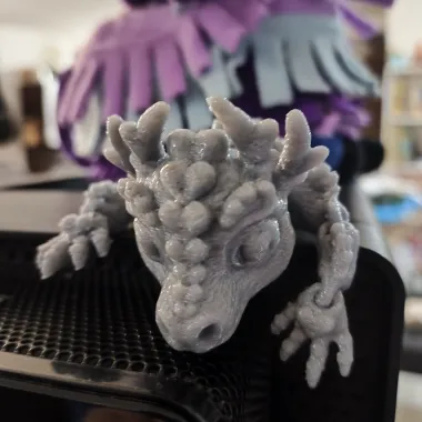 Love-ly Tiny Dragon, Articulated-1