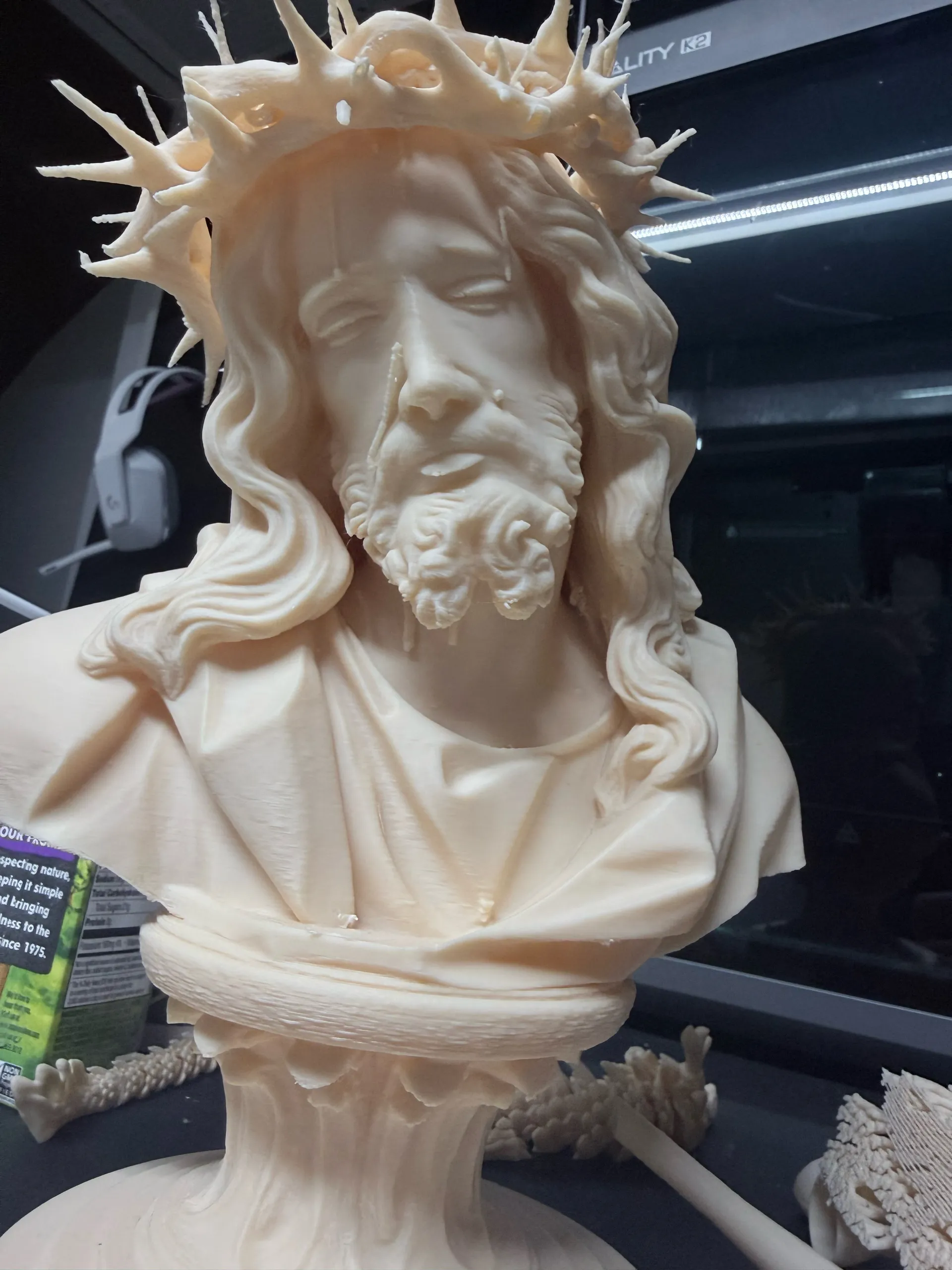 Christ bust crying-0