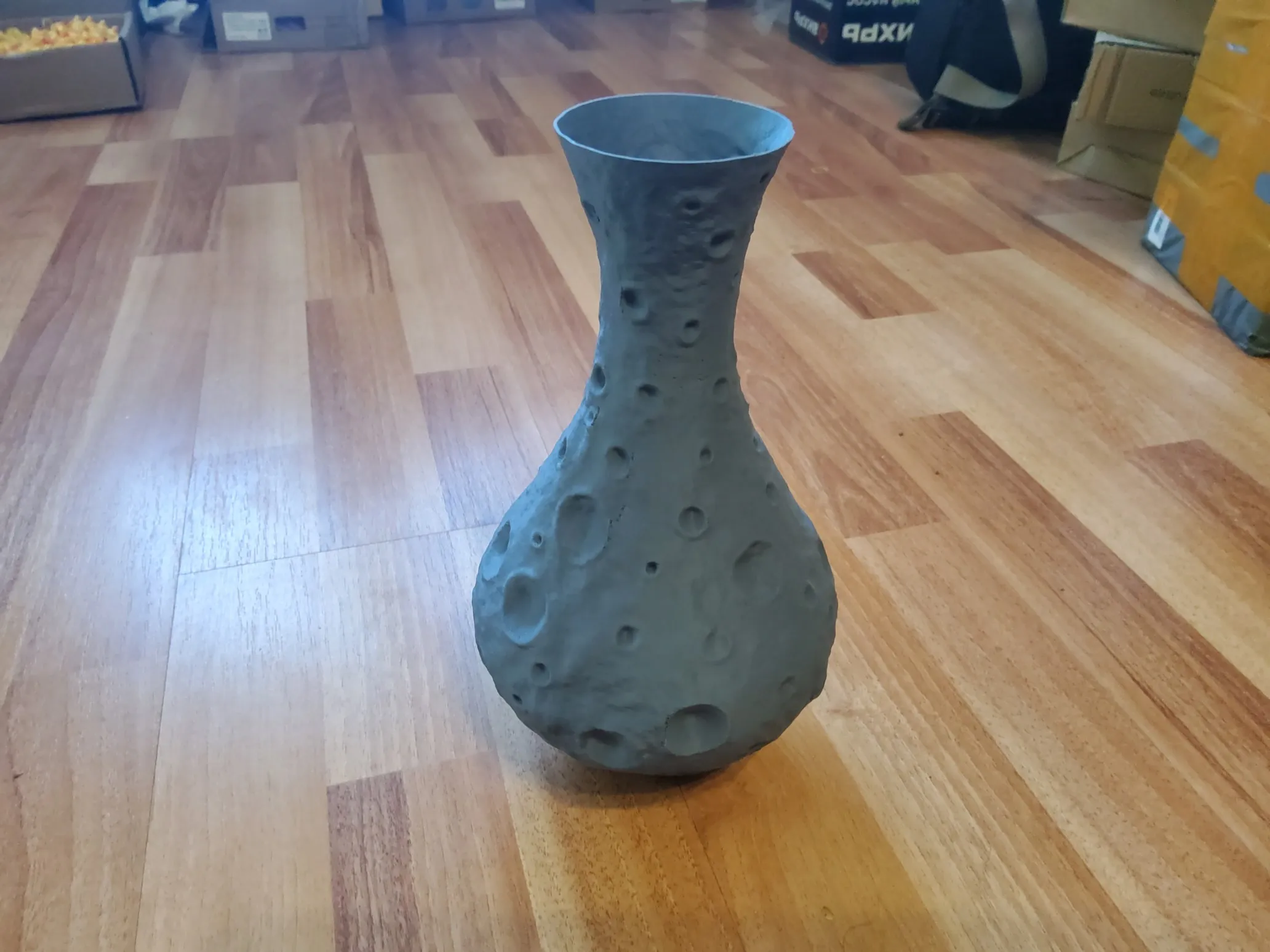 moon vase-2
