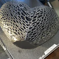Voronoi Heart-3
