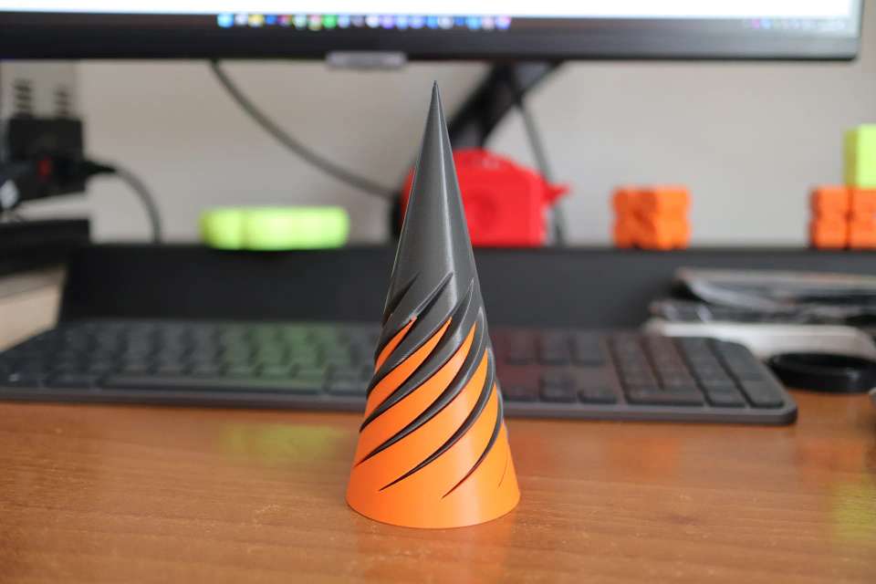 piral Cone Fiddle Toy