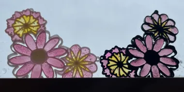 Necklace with a floral motif-1