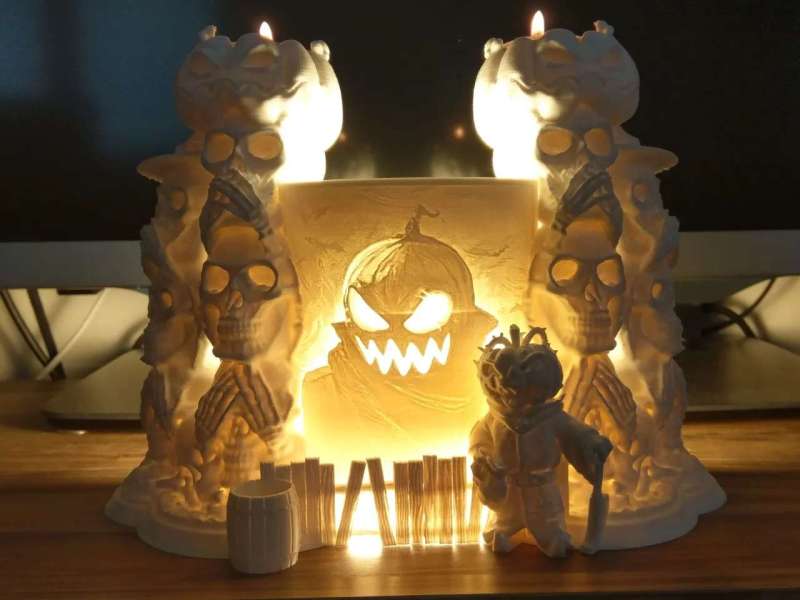 
"Phantom Veil: The Enigmatic Skull Lithophane"
