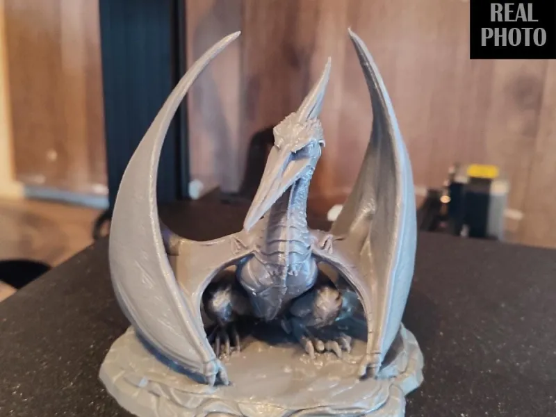 Pterodactyl STL – 3D-printbaar standbeeld van vliegende dinosaurus