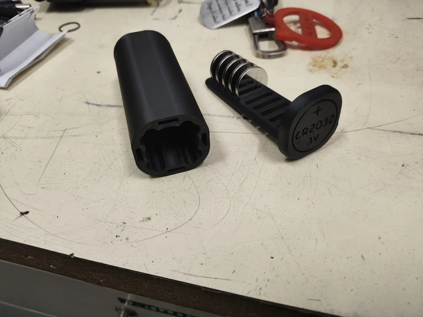 CR2032 Battery Storage v2-1