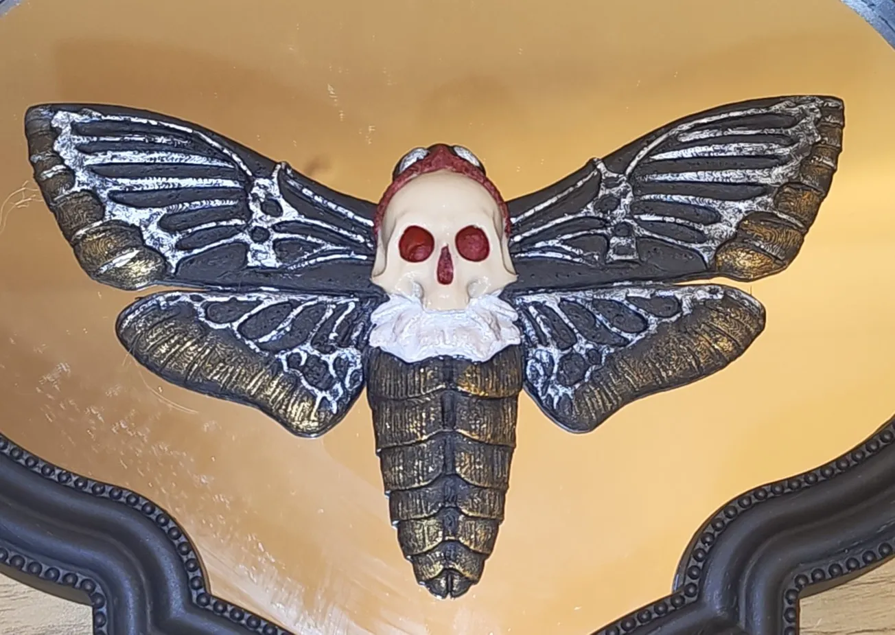 GOTHIC SKULL MOTH - DECORATIVE-0