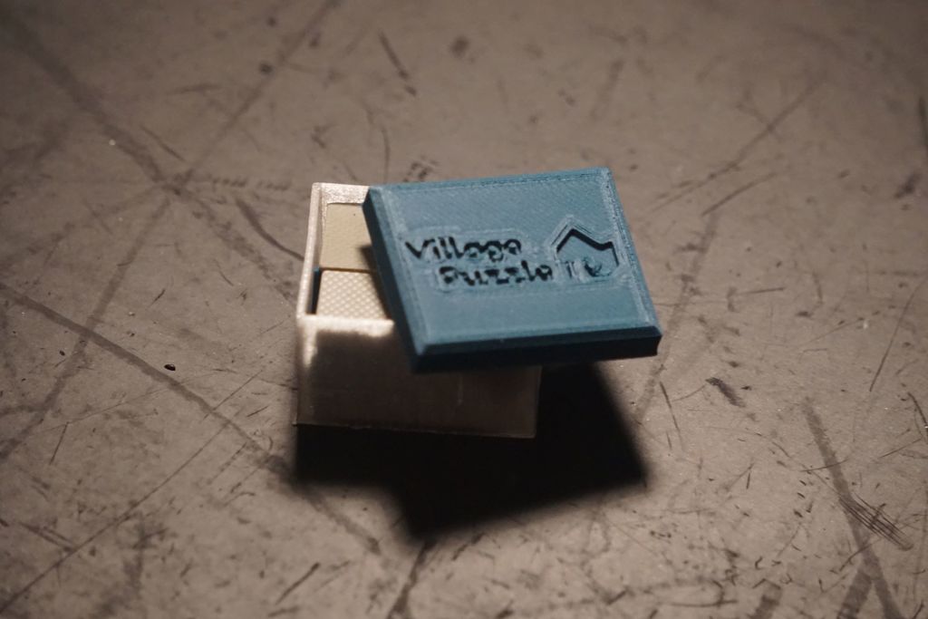 3D Printable Tiny Toy Box Packing Puzzle by Devin Montes