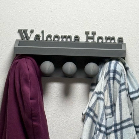 Coat hanger with Shelf