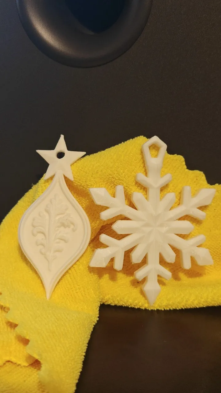 TREE ORNAMENT-1