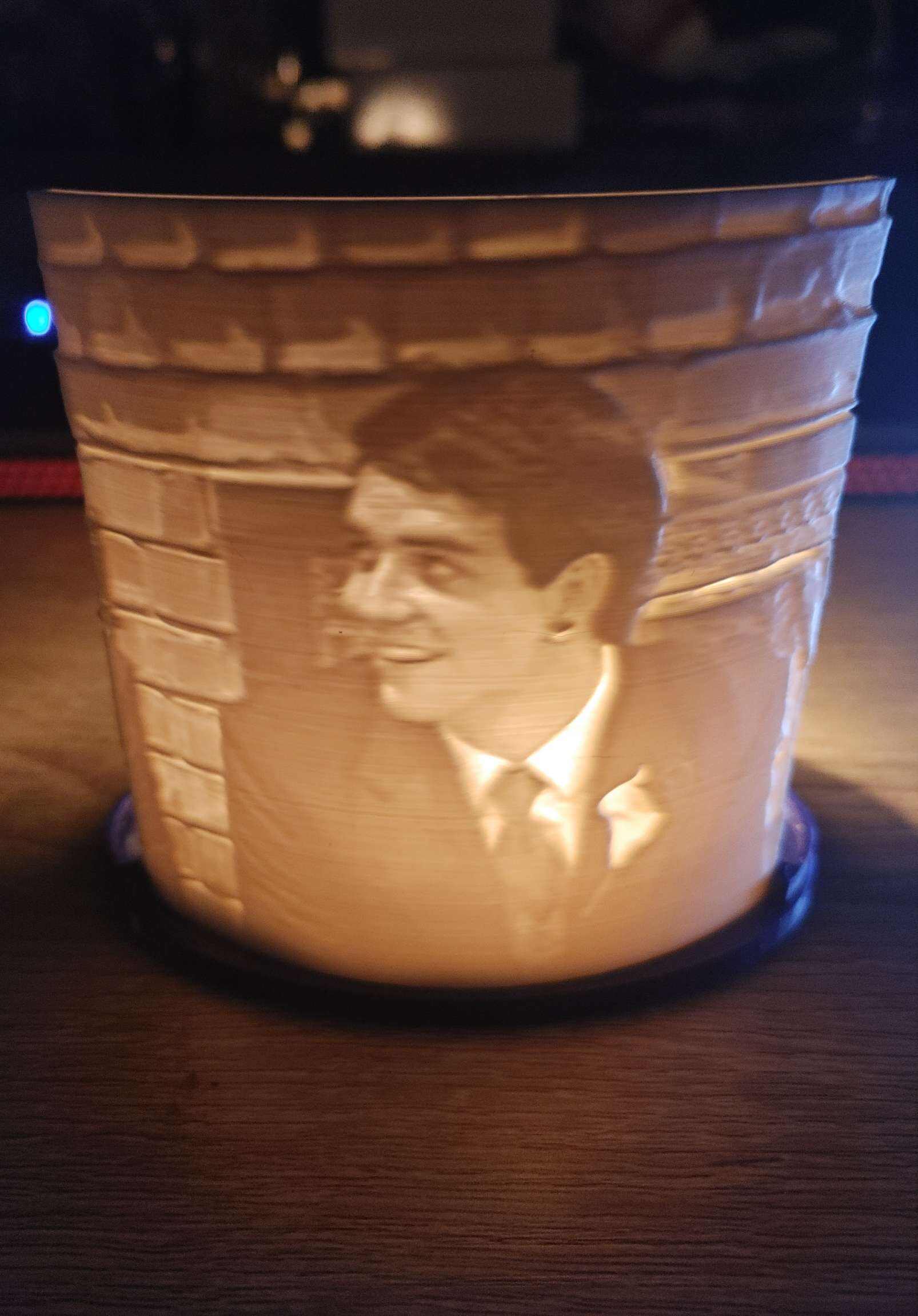 Lithophane Stand with Candle Base