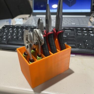 Pliers Stand-1
