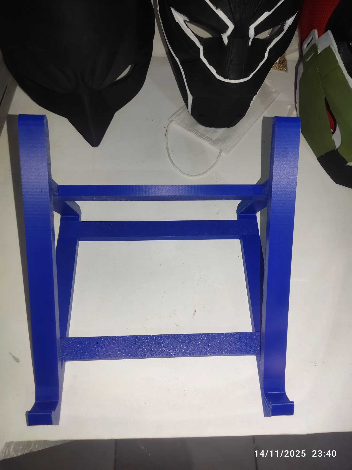 Desk stand for notebook-1