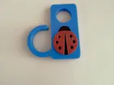 Chest pin for knitting-1