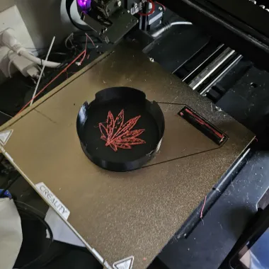 Pot Leaf Decal Ash Tray-0