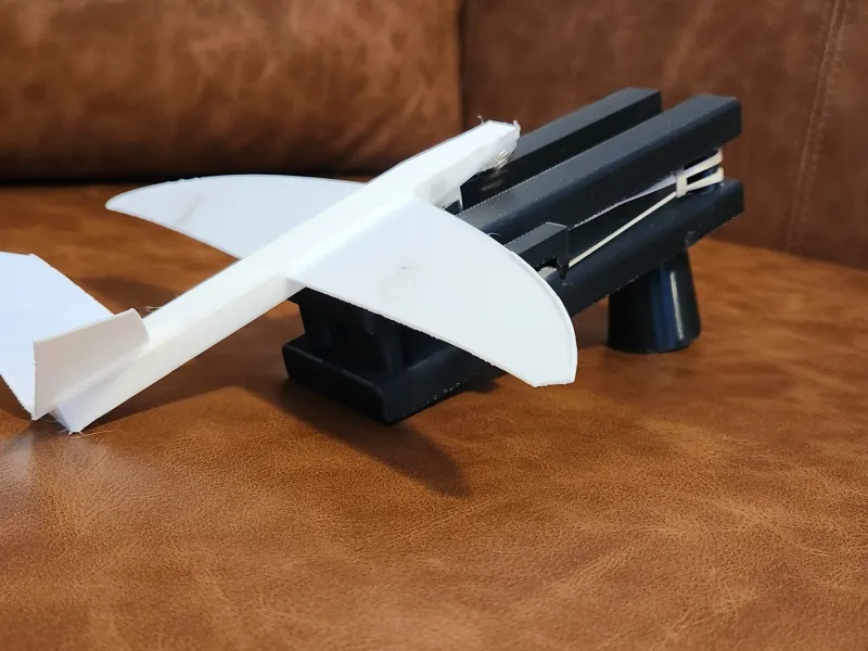 Super lustiger Gleiter mit Handstarter
