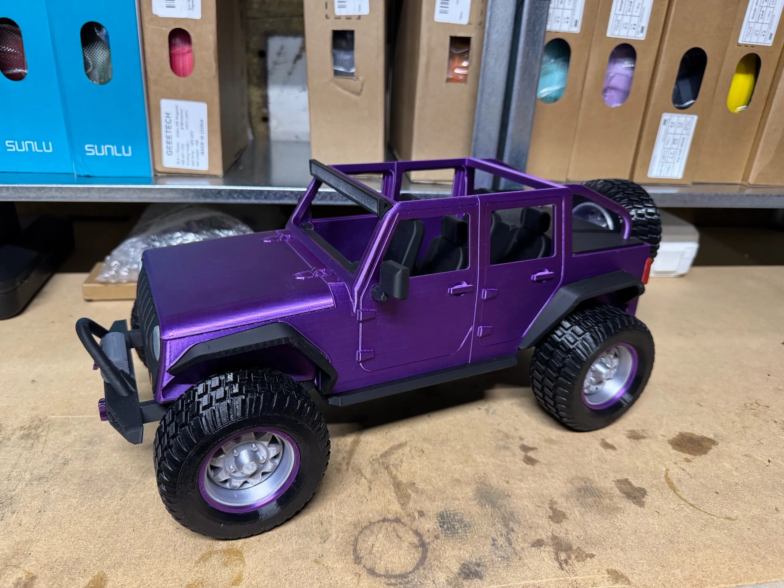 JEEP WRANGLER with removable Hardtop - Scale 1:12-7