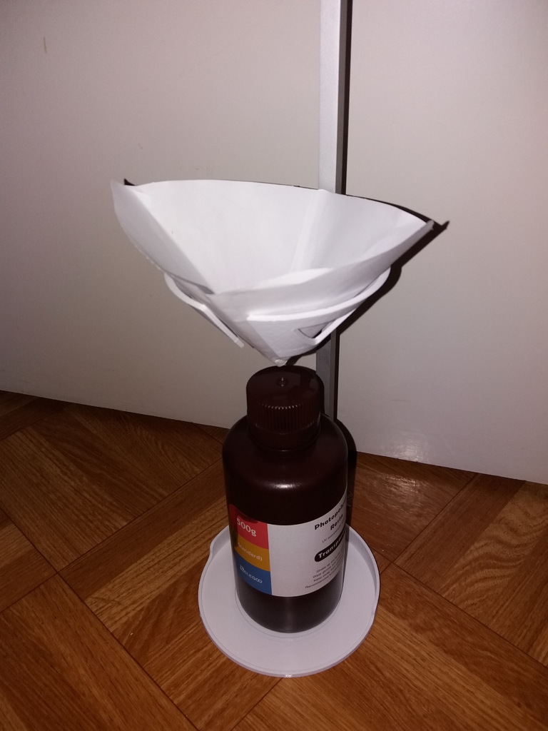 Universal uv resin strainer filtration station (funnel with 3D models