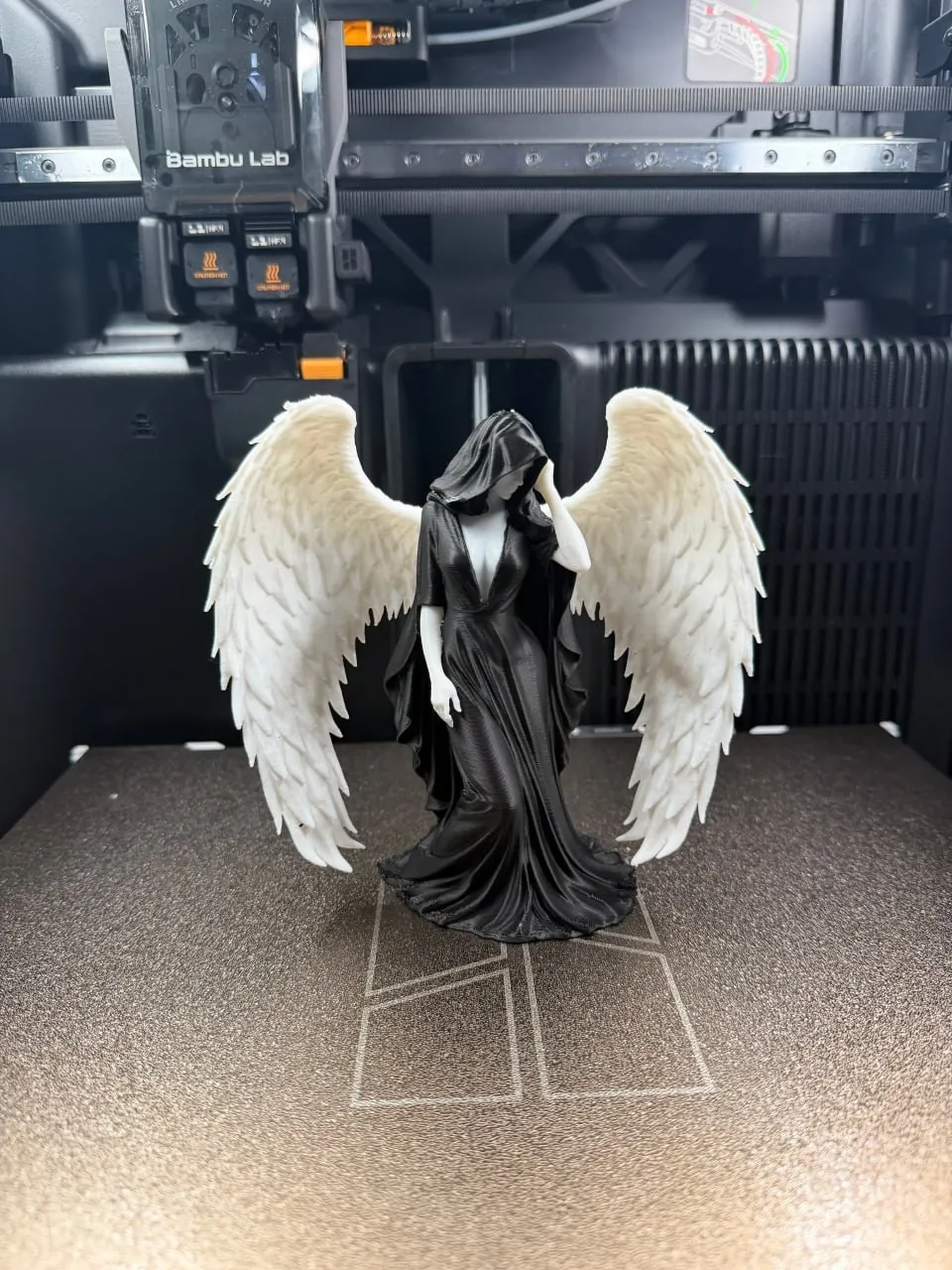 Angel woman Statuette-1