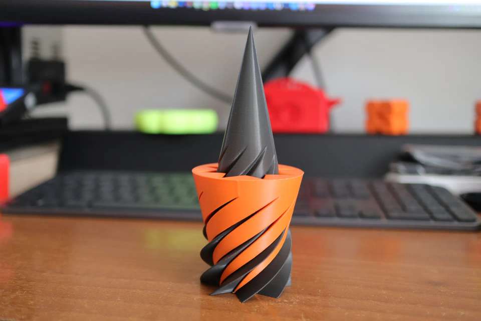 piral Cone Fiddle Toy