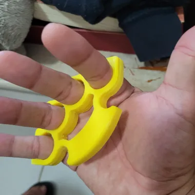 knuckles-0