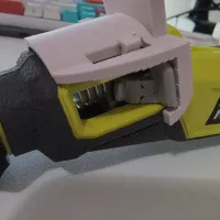 Ryobi Lithium Glue Stick Thumb Assist-1