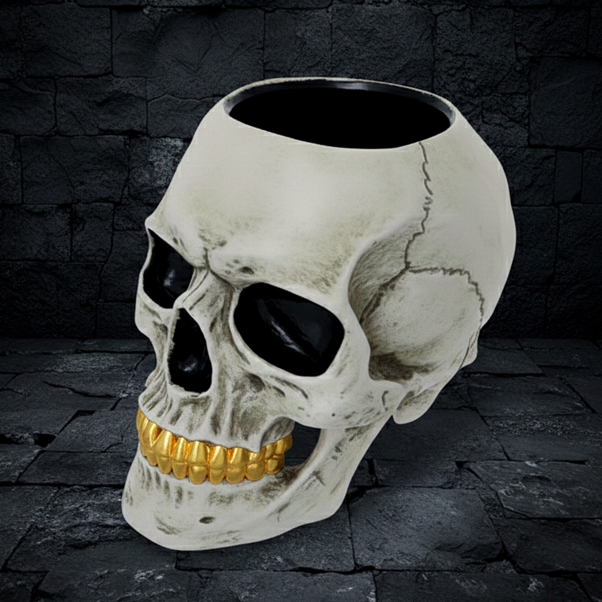 BAD SKULL - POT, PLANTER OR PENHOLDER - DESK ORGANIZER