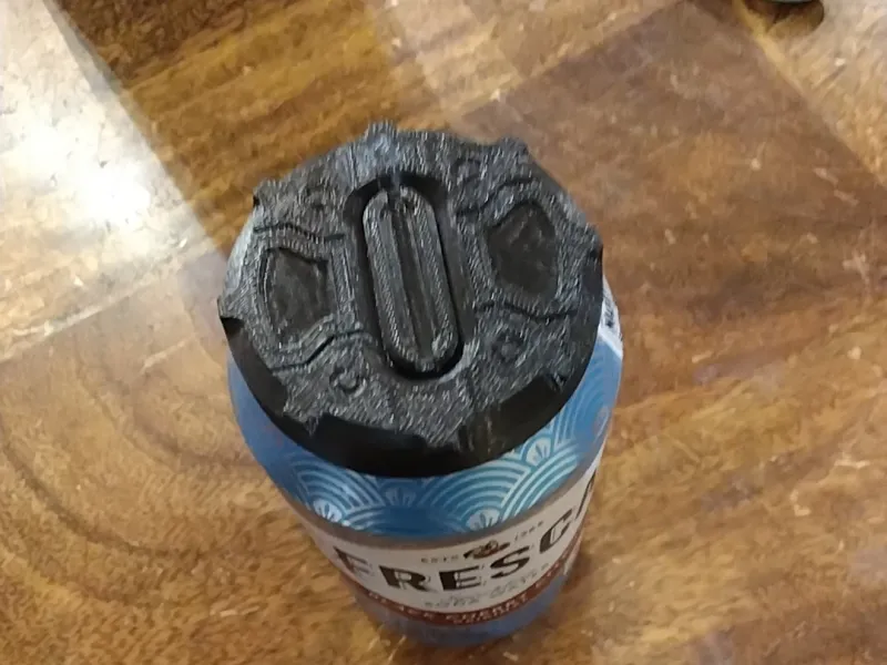 lid for can, sci-fi. 