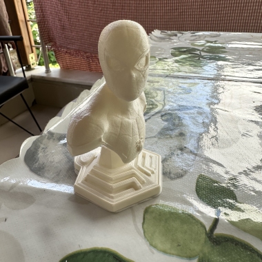 Spiderman bust-0