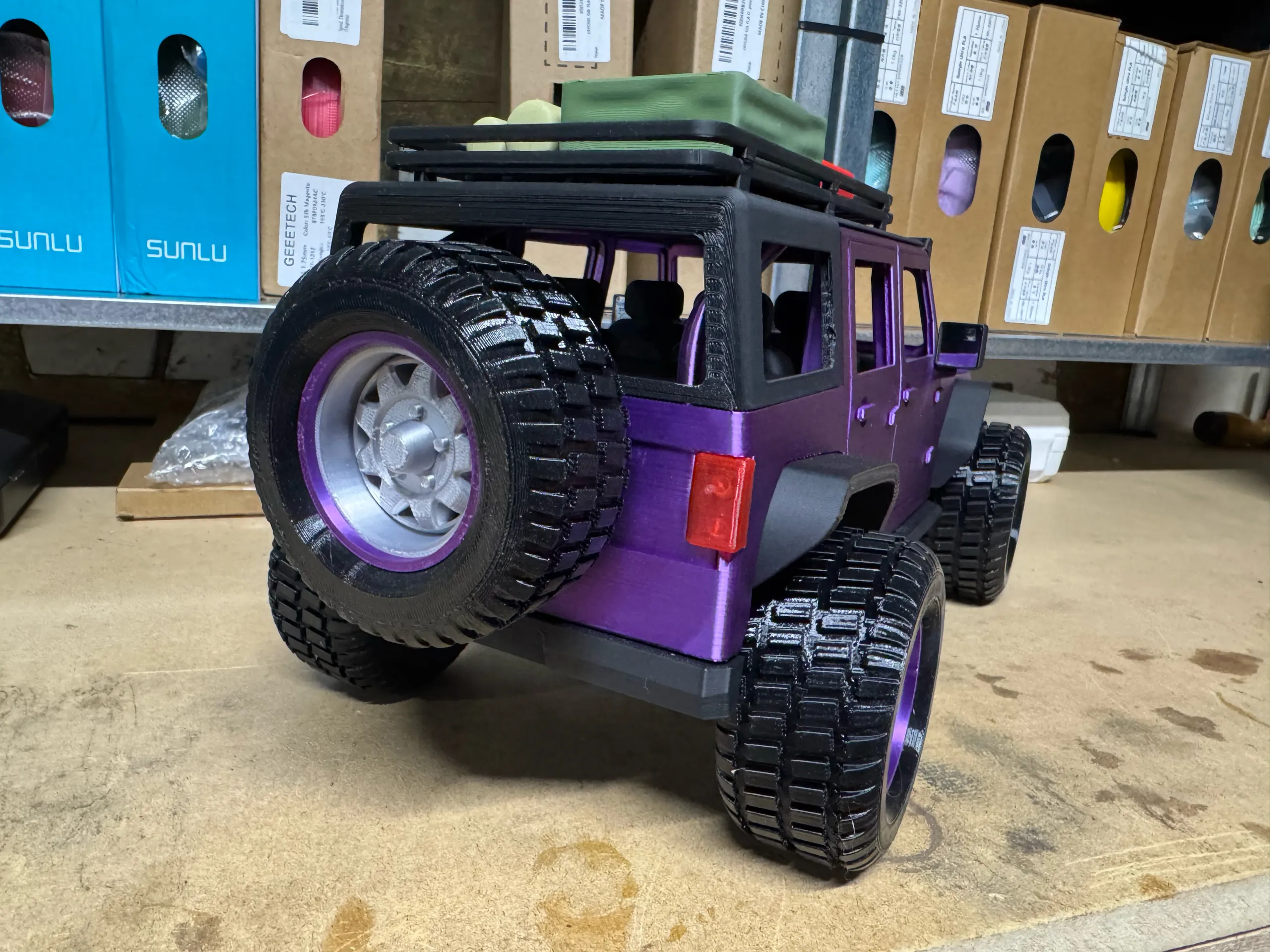JEEP WRANGLER with removable Hardtop - Scale 1:12-4
