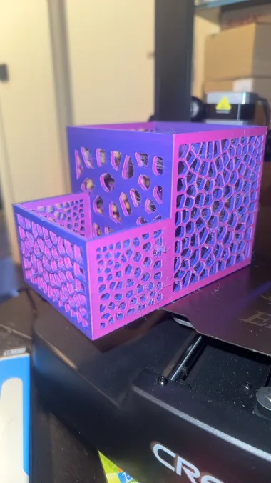 Voronoi Pen Holder-0