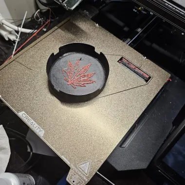 Pot Leaf Decal Ash Tray-1