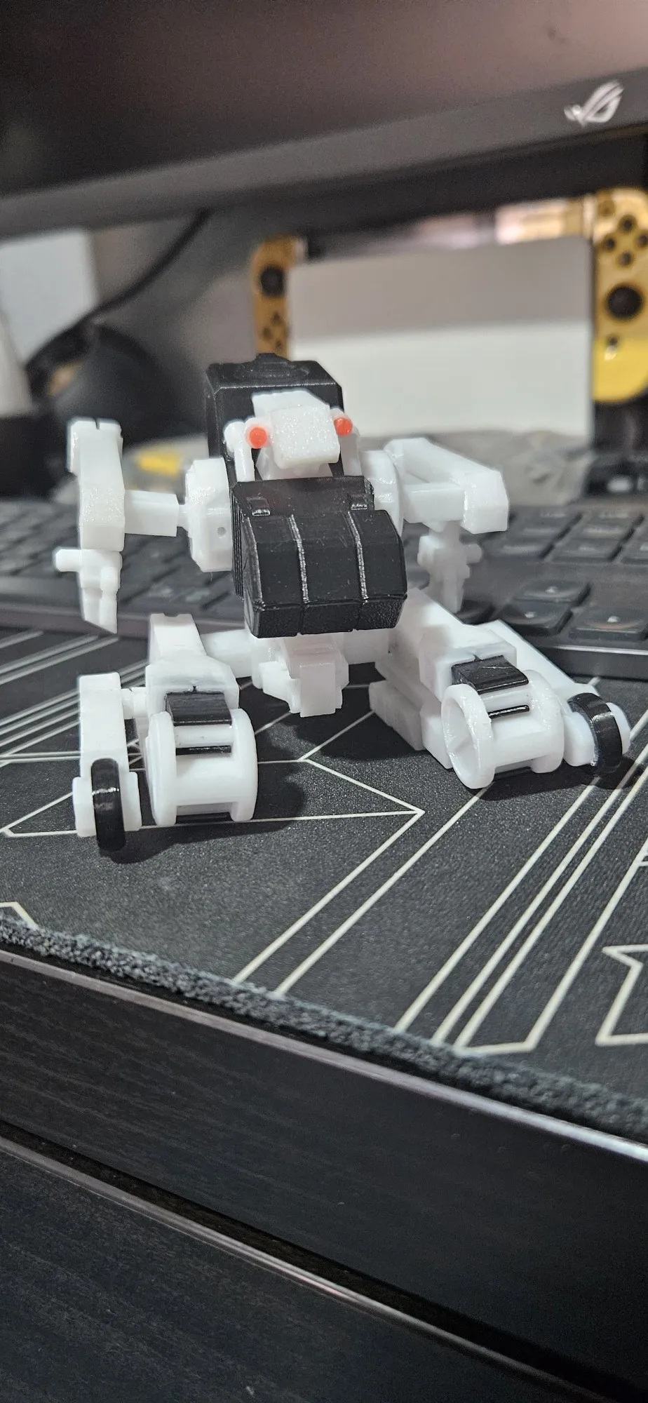 MR-1 Knightmare Frame-2