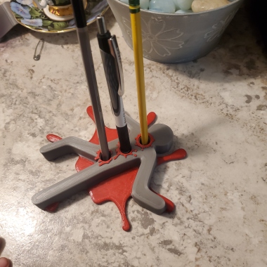 CRIMESCENE - PENHOLDER-0