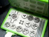 A case for threaded dies-0