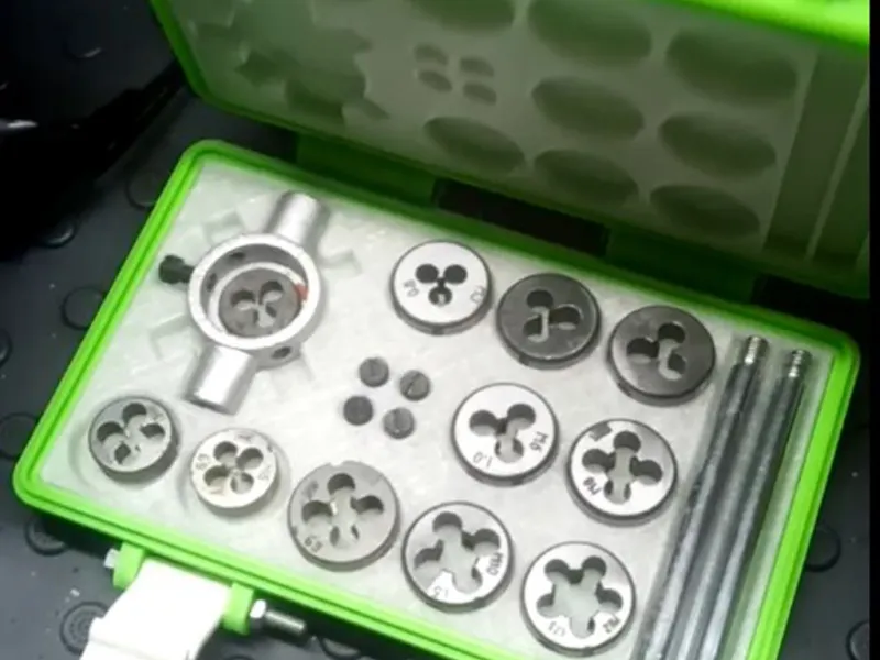 Корпус для плашек