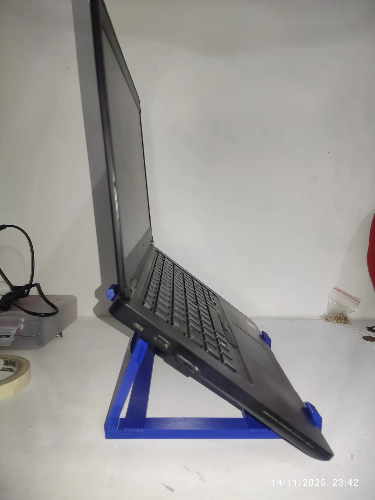 Desk stand for notebook-4