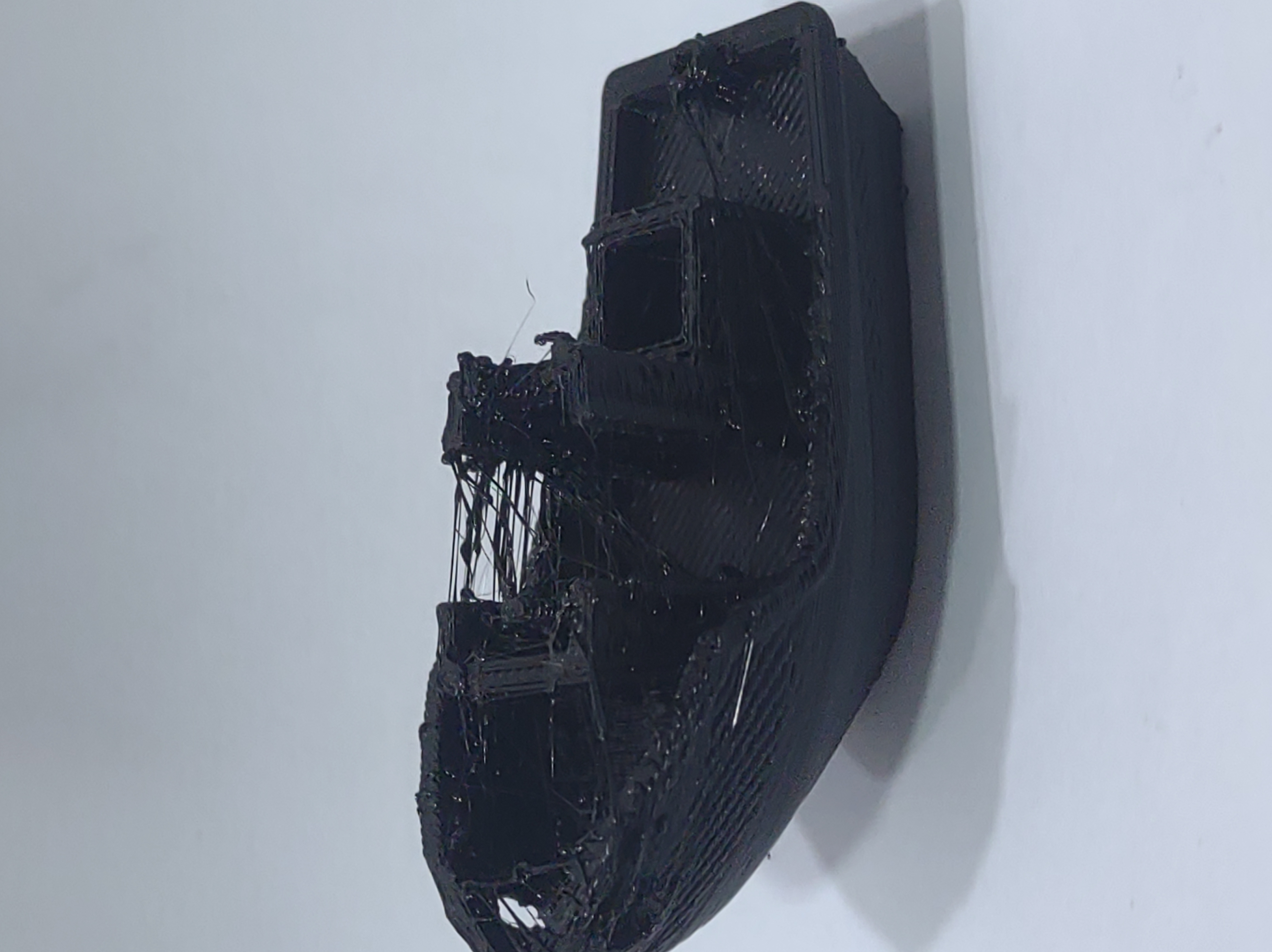 i'm having a problem with 3d printing with ender 3 pro, with PLA ...