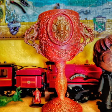 Lion Ornamental Deluxe Chalice Gryffindor-0