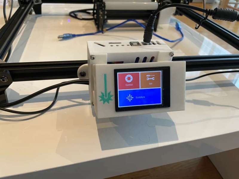 Cutie MKS DLC32 pentru 2.4 LCD pe 20x20 V-Slot