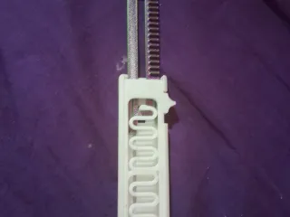 knife comb