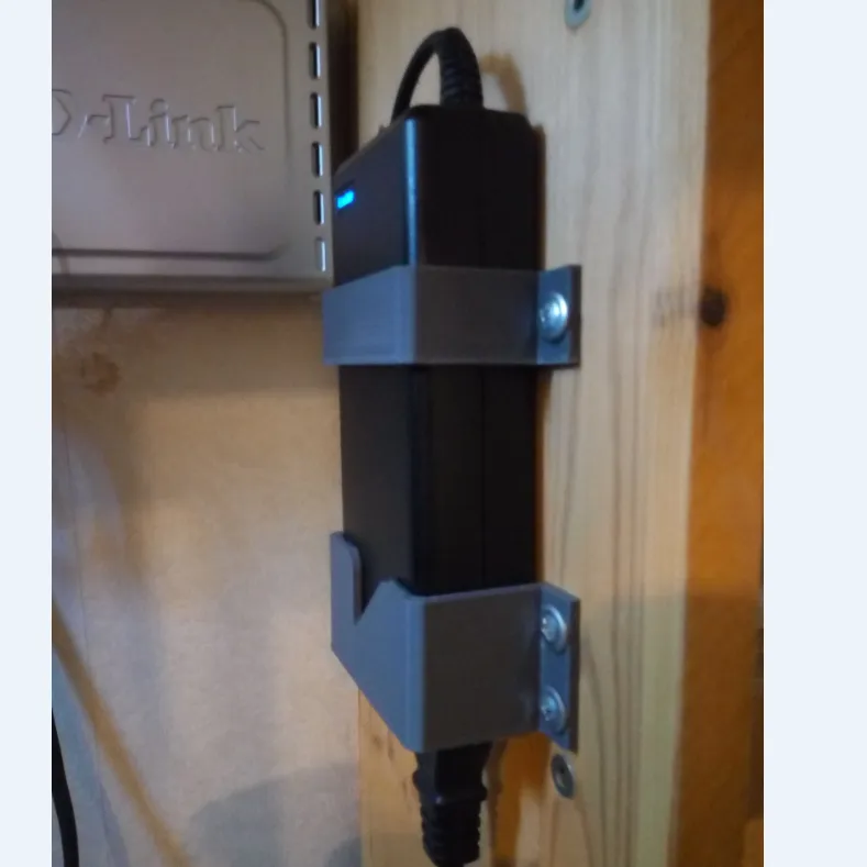 Staffa per alimentatore laptop