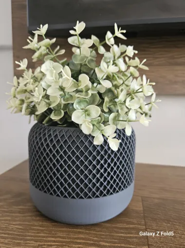 Waffle pattern pot-0