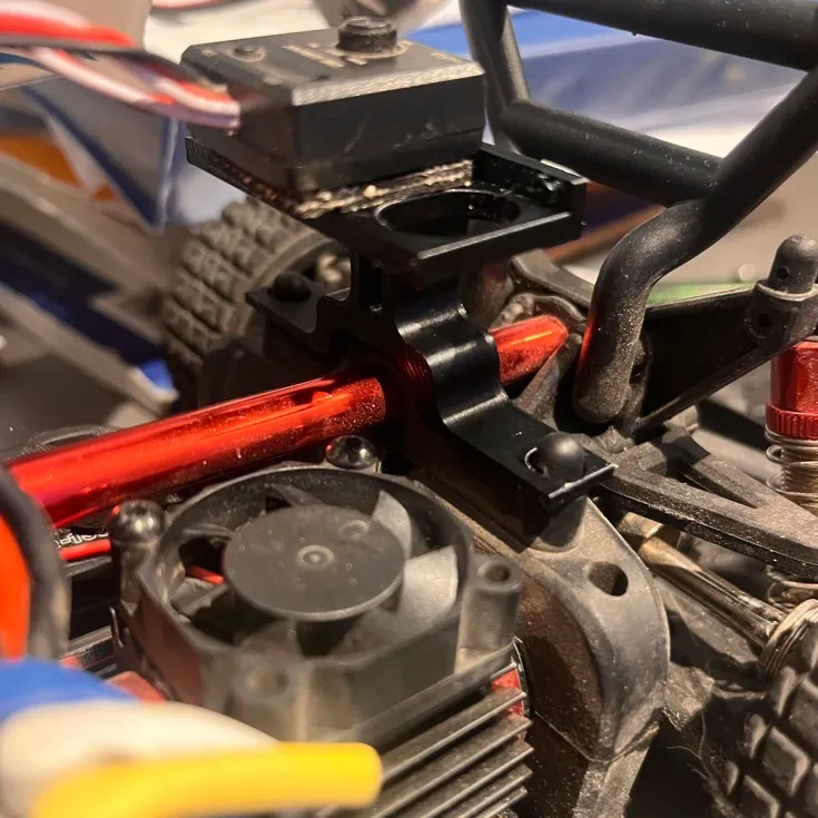 Rear gyroscope stand for mjx hyper go