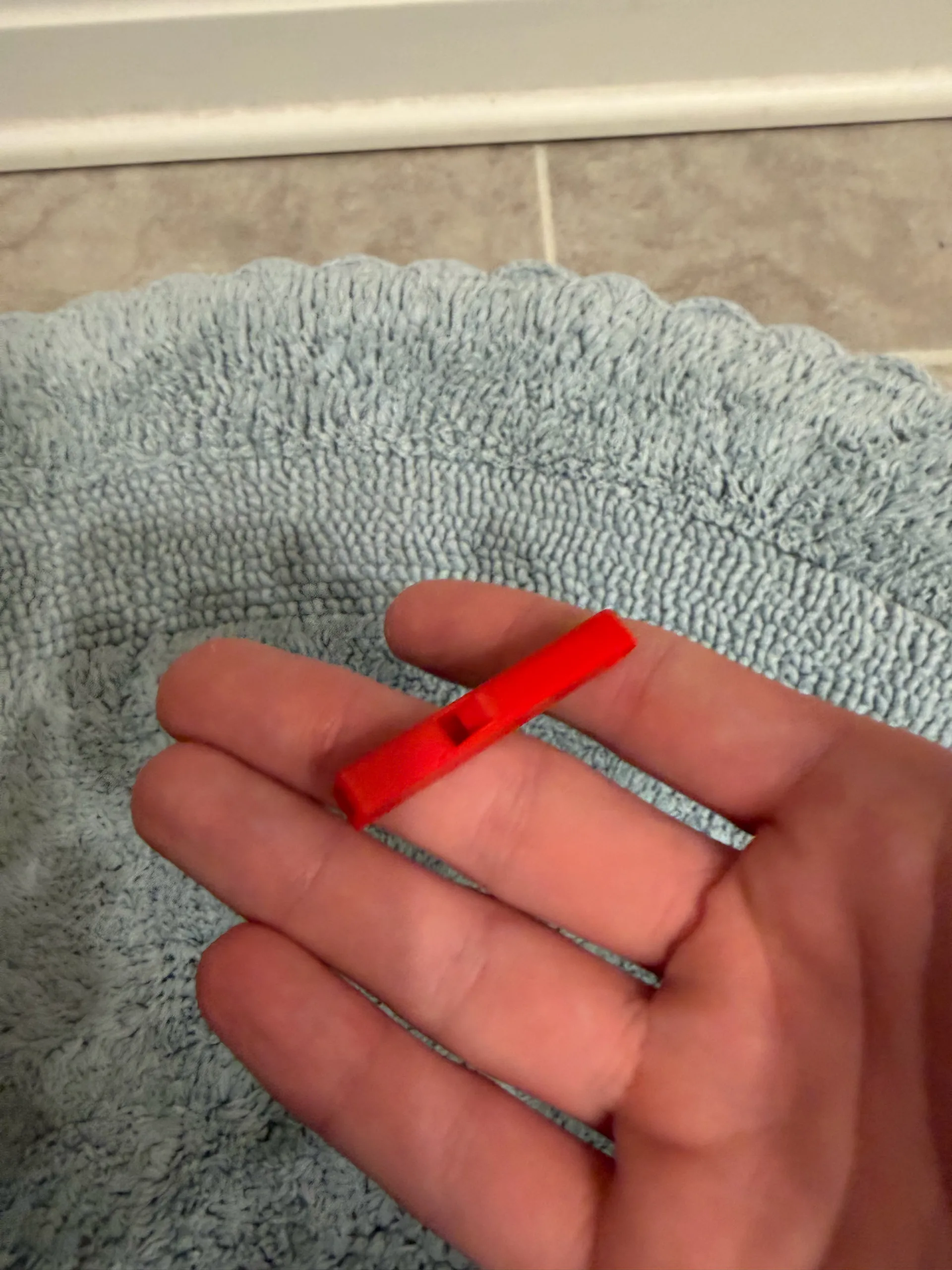 Tiny Whistle - Extremely Loud-1