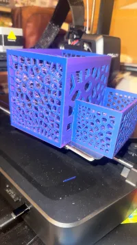 Voronoi Pen Holder-1