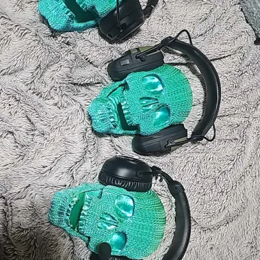 Knitted Skull Fridge Magnets-1