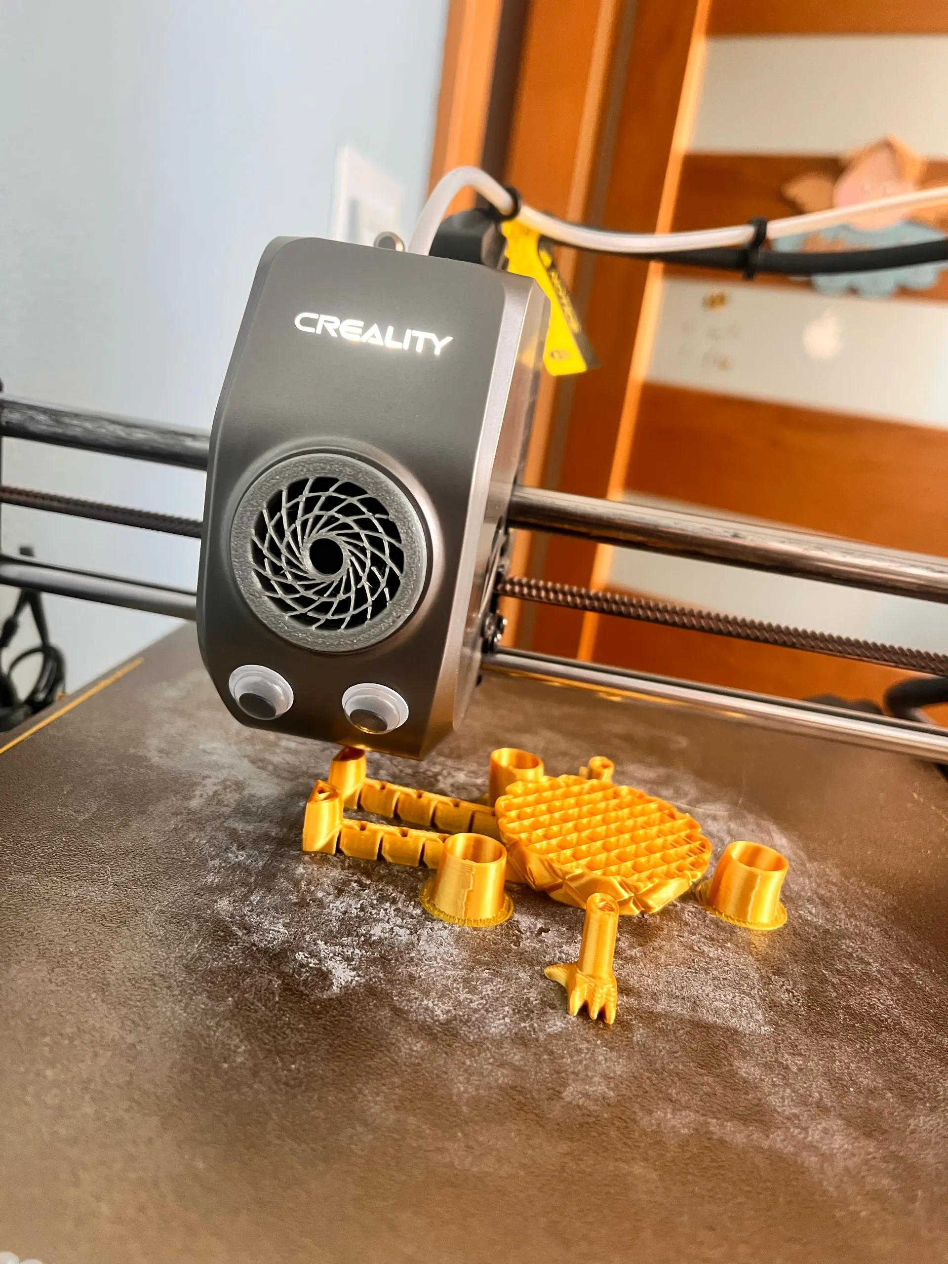 Articulated Pineapple Buddy-0