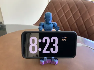 Soporte para teléfono Ironman-1