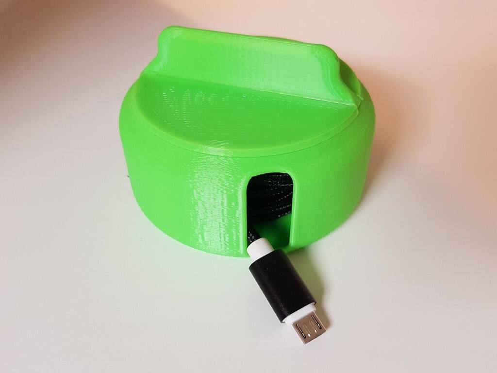 Mini Kabeltrommel für Ladekabel im Auto (Handy) - 3D model by